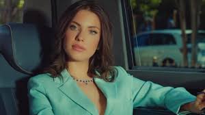 Episode 1 (s03e01) is the first episode of season three of yasak elma. the episode aired on fox on monday, september 9th, 2019 and it has been marked as seen by 31 users. Yasak Elma Yeni Sezon Ne Zaman Yasak Elma Ne Zaman Baslayacak Magazin Haberleri