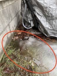 Many existing houses simply have no subsurface drainage system. Exterior Basement Wall Inspection Of Drainage Problem Standing Water Draining Into Foundation Sump Pump Installation Waterproofing Basement Basement Walls