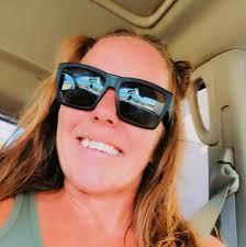 Who is a good diesel mechanic to fix a fuel leak in Laughlin?