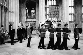 His successor, his grandson king george iii, decided to build a new royal vault at st. Heydmbwwjfqbtm