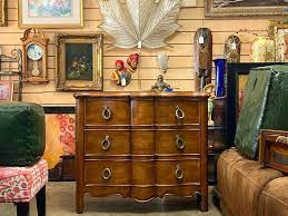We are sw florida's premier furniture destination, offering the largest selection of quality new & consigned furniture for every room. Furniture Consignment More Long Beach Ca 562 427 8690 Showroom Finder