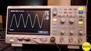 It is necessary to know how to use an oscilloscope properly to be able to make the best use of it. Oscilloscope Tutorial Learn The Basics The Geek Pub