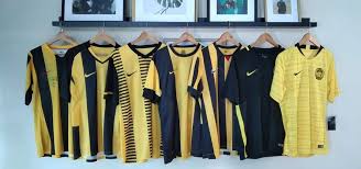 Hanif abd rahman thank to model : Thread By Aggerr4ul A Detailed Thread Looking At Malaysia Harimau Malaya Kits Since Nike Took