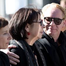 View all meret becker movies (23 more). Lilith Uber Ben Becker Sehr Verschiedene Lebensstile Der Spiegel