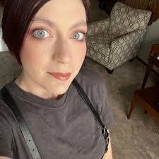 Natalie Durfee's Instagram, Twitter & Facebook