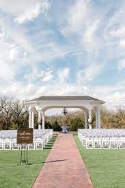 Elegant Outdoor Fort Worth Wedding Venue Free Wedding Venues Dallas Wedding Venues Wedding Ceremony Venues
