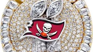 The tampa bay buccaneers got their super bowl rings on thursday. Check Out The Giant Tampa Bay Buccaneers Super Bowl Rings