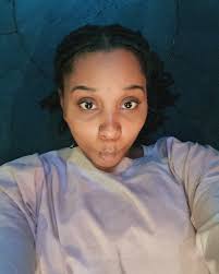 As I'm preparing for my second-last show at Uni I thought it would be fun  to show a little bit of my process🤍 A necessity for me to get into the  mindset