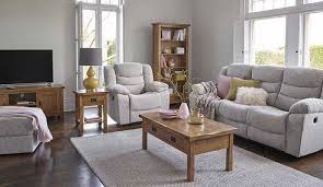 House feel old and outdated bestlaminate wood floors with oak cabinets honey oak cabinets oak cabinets pics of : How To Style A Home With Dark Wood Floors