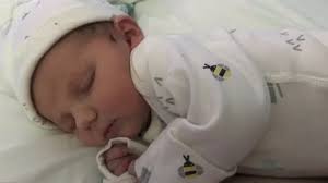 Coronavirus: Consultant's return from maternity leave to front line