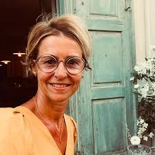 Brillen und Kontaktlinsen