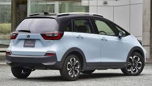 さりげなく3ナンバー化 地上高アップ 新型フィットクロスターは 隠れた本格派 だった 自動車情報誌 ベストカー ホンダフィット フィット カー