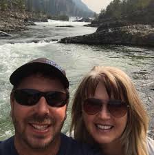 What type of rope or cable is best for winching in muddy conditions?