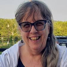 Samantha Tefft's Instagram, Twitter & Facebook