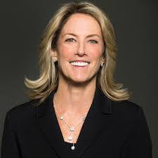 Leslie Hershey's Instagram, Twitter & Facebook