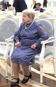 The name of alexandra pakhmutova is known for everyone grown up in the former soviet union. Putin Vruchil Nagrady Pahmutovoj I Spivakovu