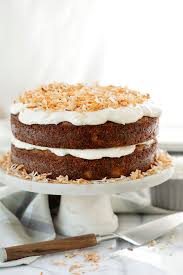 A moist and delicious at the wedding, they had a three tier cake, each with a different flavour, so naturally i had to try them all. Tropical Carrot Cake With Coconut Cream Cheese Frosting Recipe