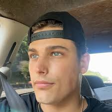 Connor Donaldson (@connor.donaldson12) • Instagram photos and videos