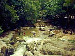 Negeri sembilan is a state in malaysia which lies on the western coast of peninsular malaysia. Senarai Tempat Menarik Untuk Percutian Di Negeri Sembilan Percutian Bajet