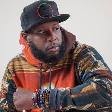 Eric Monreal's Instagram, Twitter & Facebook