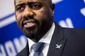 Photos: Hampton announces new head men's basketball coach