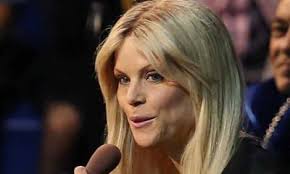 Elin nordegren says she doesn't regret a thing when it comes to taking nine years to graduate college and her past marriage to tiger woods. Elin Nordgren Former Model And Wife Of Tiger Woods Elin Nordegren Hair Beauty Model