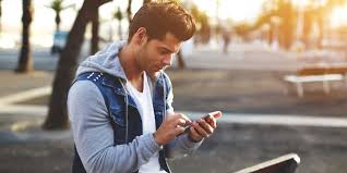 Voici quelques messages d'amour en images, si tu es un messages & sms d'amour les plus romantiques. Exciter Un Homme Par Sms 4 Exemples De Textos A Lui Envoyer