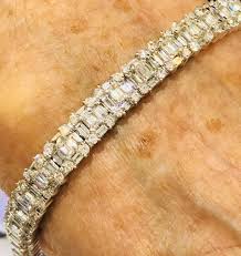 Information on international jewelers exchange in miami, palm beach, including description and review, hours, address, phone number and map of international . International Jewelers Exchange 9903 B S Military Trail Boynton Beach Fl 33436 Usa