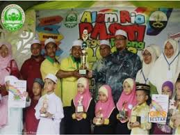 Menurut kamus dewan edisi baru (1993), mendefinisikan pendidikan ialah perihal mendidik. Guru Agama Dan Tahfiz Kini Boleh Sambung Pengajian Di Universiti Dengan Peluang Disediakan Ini Rencana Gps Bestari