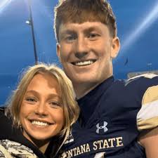 No injuries in car fire