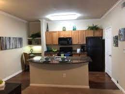Newly renovated two bedroom apartment plus den, just minutes away from restaurants, shops, and garfield train station. One Bedroom Apartment Organization Apartments In San Antonio Tx