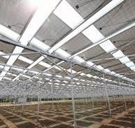 1本足の太陽光パネル架台が登場 ソーラーシェアリングで傾斜地 ...