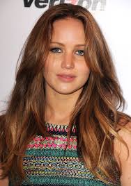 There's a scene in jennifer lawrence's new movie red sparrow where she dyes her hair blonde with boxed dye and then jumps into a pool. Jennifer Lawrence Brown Vs Blonde Hair Google Search Hair Color Auburn Brown Dark Auburn Hair Color Dark Auburn Hair