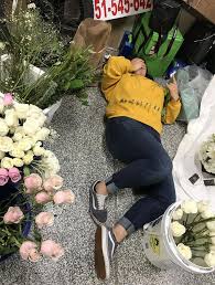 No honey, you will be getting turkey, like every christmas! Florist Shares Screenshots Of Conversation With Rude Bride That Expected Her To Work For Exposure Bored Panda