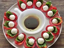 1001 Idees Comment Preparer La Plus Delicieuse Salade Composee Originale In 2020 Vorspeisenrezepte Fingerfood Rezepte Lecker