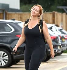 Milhares de novas fotos são adicionadas todos os dias. Josie Gibson Leaves A Gym In Bath 08 18 2020 Hawtcelebs