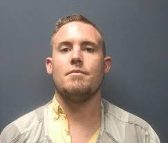 SETTLES, RAYMOND D III Charge: PROBATION VIOLATION This information and  more is available at https://www.ace911isoms.com:9000/Jail?hours=24