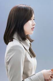 twice mina 180321 incheon airport gaya rambut rambut pendek gaya rambut sederhana