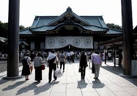 令和元年・2019年 #靖国神社 #麗澤大学 准教授の ジェイソンモーガンさんの演説になります。著書「日本国憲法は日本人の恥である」も絶賛発売中! E1j11dk1hh46zm