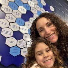 Need recommendations for good facials in the area that do extractions.  Thanks!!