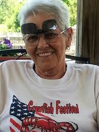 Nelda Leon's Instagram, Twitter & Facebook