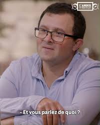 "Je rêve que de ça moi" 🥰, David a un manque cruel de confiance en lui qui  l'empêche de faire le premier pas auprès des femmes. Il souhaite lui aussi  construire son foyer et partager son bonheur avec ...