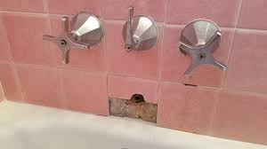 Clean, simple lines designed to match the delta classic tub/shower set. Rusted Broken Tub Spout Connector From The 1950 S Album On Imgur