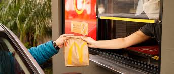 Con respecto a las medidas de distanciamiento: Argentina Mcdonald S Adapta Su Operacion A Las Nuevas Restricciones En Amba Y Presenta Una Opcion De Delivery Propio Desde Su App Arcos Dorados