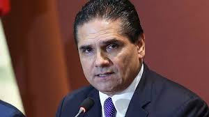 Explore tweets of silvano aureoles @silvano_a on twitter. El Rostro Poco Conocido De Silvano Aureoles Conejo Semanario Los Periodistas