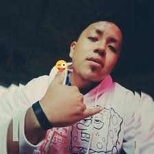 Round 5 y 7 aunque también con el Zimple la de MI MÚSICA ES UN ARMA🙌🏾🔥