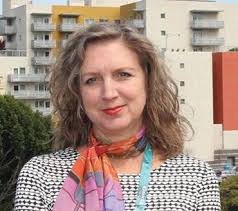 Leslie Freund's Instagram, Twitter & Facebook