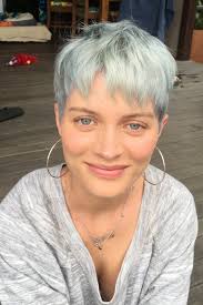 What is endometriosis and how is it treated?