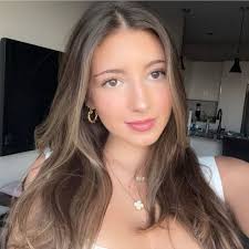 Julia (@juliamferret) · Instagram photos and Reels