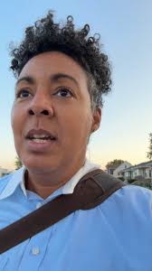 Escucha Mi Voz has been hosting peaceful protests outside the ICE building  for several months to support immigrants during their check-ins